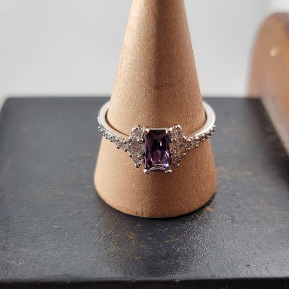 Rhodium Plated Simulated Emerald Ring - Elegant Open Design - Size 9 - Picture 2 of 12